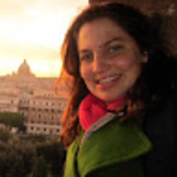 Meet your Posher, Emily - Picture 1 of 1